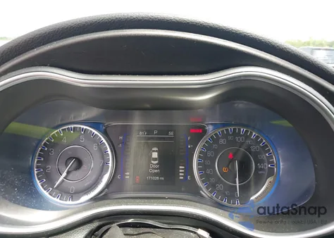 2016 Chrysler 200 Limited z USA, uszkodzony, nr VIN 1C3CCCAB1GN131736